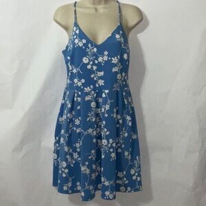 Soprano Dress Size L